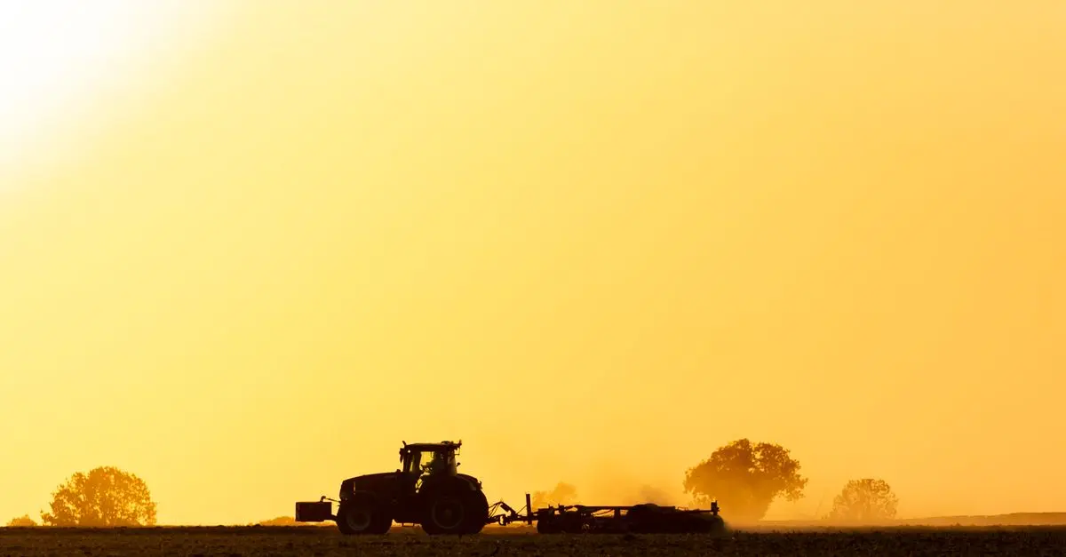 Les Top 10 des Pièces Détachées à Ne Pas Négocier pour Votre Tracteur