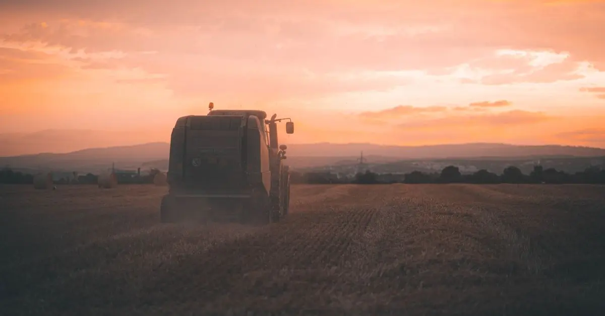 Pourquoi Choisir des Pièces Détachées d'Origine pour votre Tracteur ?