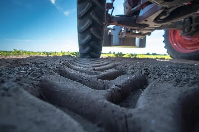 Pièces Détachées Indispensables pour Tracteurs : Les Incontournables